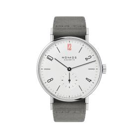 NOMOS Glashütte Tangente 38 - 50 ANS DE MÉDICINS SANS FRONTIÈRES 165.S50