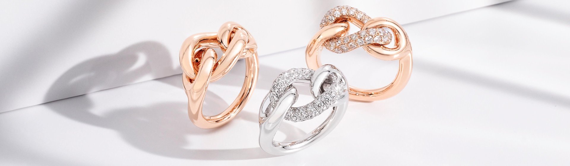 Pomellato Ringe Slider 3840x1120px